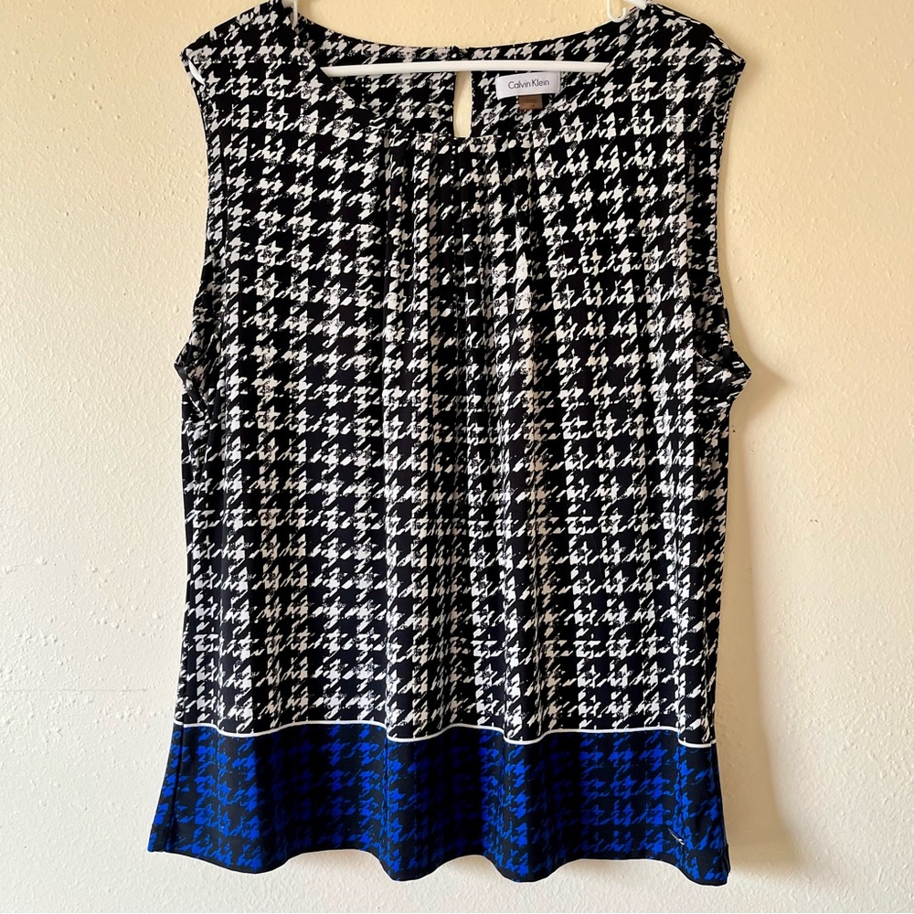 Calvin Klein Black & White Blouse with Houndstooth Pattern